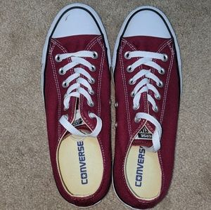 Women's maroon Converse, size 8.5